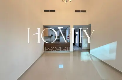 Apartment - 2 Bedrooms - 3 Bathrooms for rent in Roxana Residence B - Roxana Residences - District 12 - Jumeirah Village Circle - Dubai
