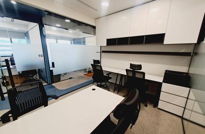 Business Centre - Studio - 4 Bathrooms for rent in Al Mankhool - Bur Dubai - Dubai