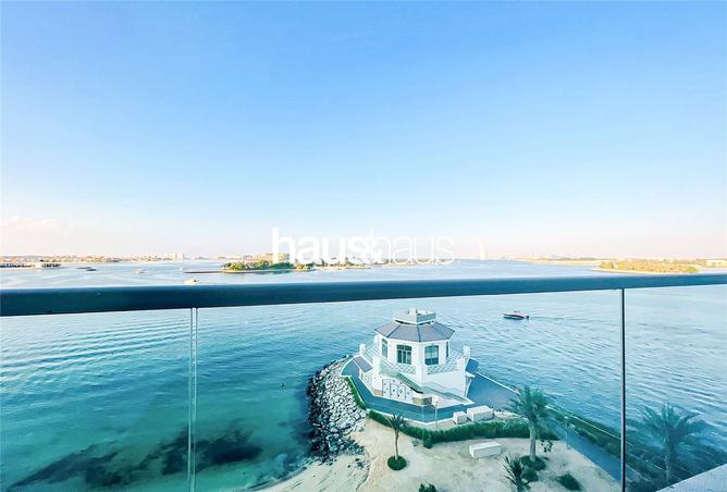 Exceptional | Vacant | Beachside Living photo 2