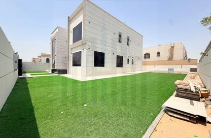 Villa - 5 - 7+ for sale in Al Hooshi Villas - Hoshi - Al Badie - Sharjah