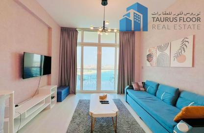 Apartment - Studio - 1 Bathroom for rent in Palm Views East - Palm Views - Palm Jumeirah - Dubai