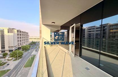 Apartment - 3 - 4 for rent in Al Zeina - Al Raha Beach - Abu Dhabi