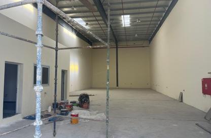 Warehouse - Studio for rent in Industrial Area 2 - Sharjah Industrial Area - Sharjah
