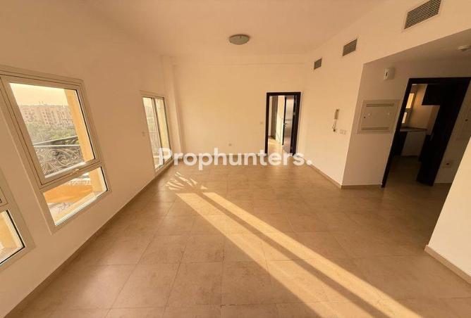 124267839 - Property Image 2