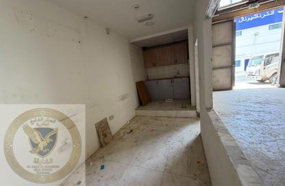 Warehouse - Studio - 1 Bathroom for rent in Industrial Area 11 - Sharjah Industrial Area - Sharjah
