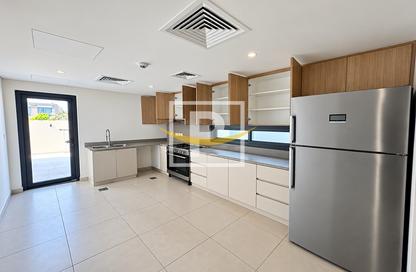 Townhouse - 4 - 5 for rent in The Pulse Villas - The Pulse - Residential District - Dubai South (Dubai World Central) - Dubai