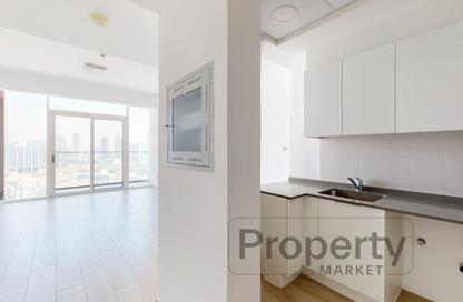 Apartment - 1 Bedroom - 1 Bathroom for rent in Bloom Towers B - Bloom Towers - District 10 - Jumeirah Village Circle - Dubai Apartment - 1 Bedroom - 1 Bathroom for rent in Bloom Towers B - Bloom Towers - District 10 - Jumeirah Village Circle - Dubai