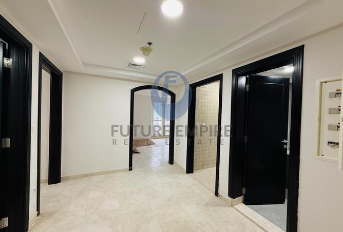 75403659 - Property Image 3