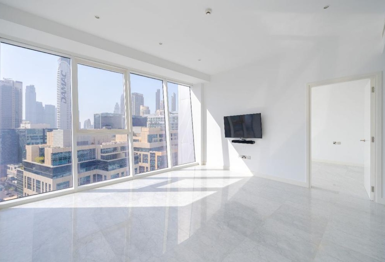 Vacant & Well-Maintained | Partial Burj View — image 14