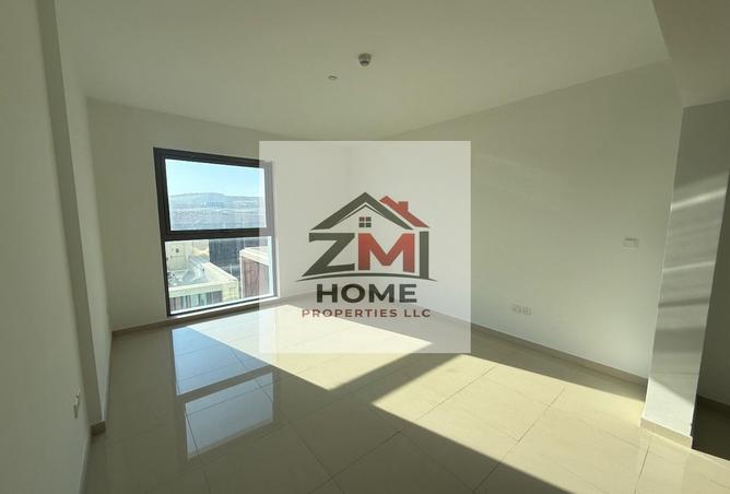 102842285 - Property Image 2
