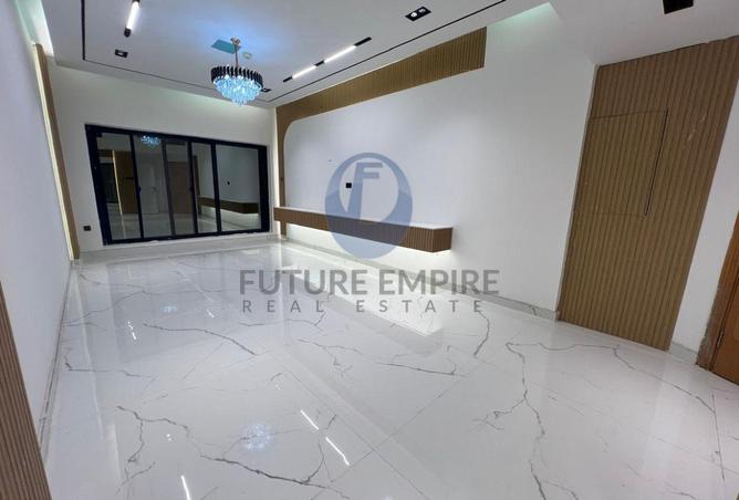 98705736 - Property Image 2
