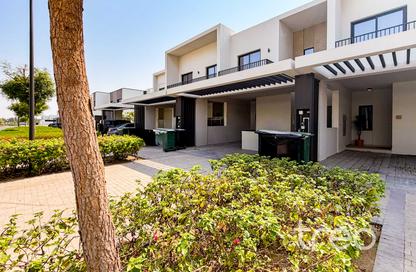 Villa - 3 - 4 for sale in Greenview - Emaar South - Dubai South (Dubai World Central) - Dubai Villa - 3 - 4 for sale in Greenview - Emaar South - Dubai South (Dubai World Central) - Dubai