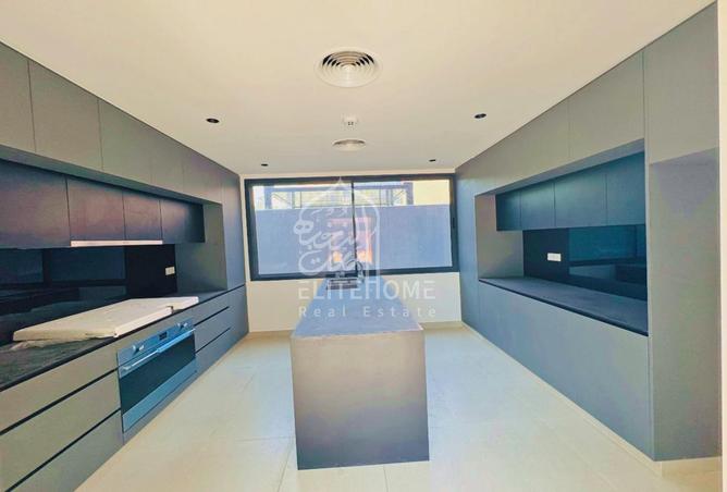 73877539 - Property Image 3