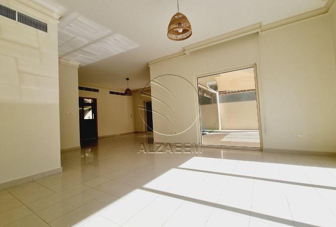 75016834 - Property Image 3