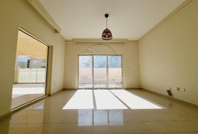 75016834 - Property Image 2