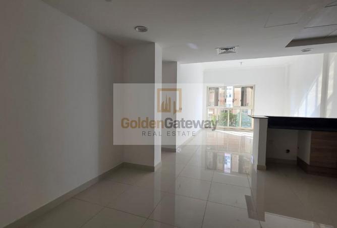 114181993 - Property Image 3