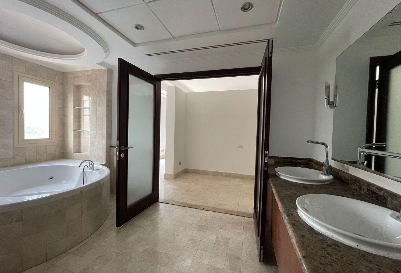 Luxury 5BR Villa | Private Pool | Lake View photo 30