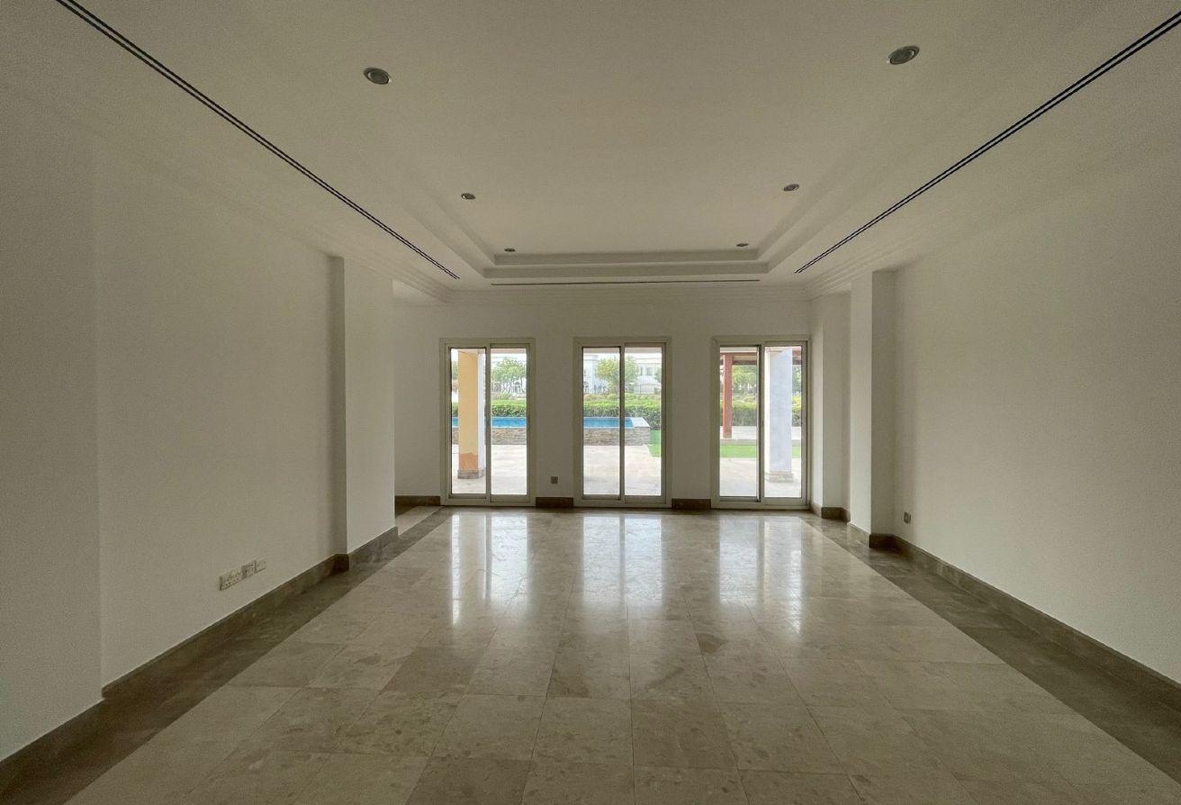 Luxury 5BR Villa | Private Pool | Lake View photo 19