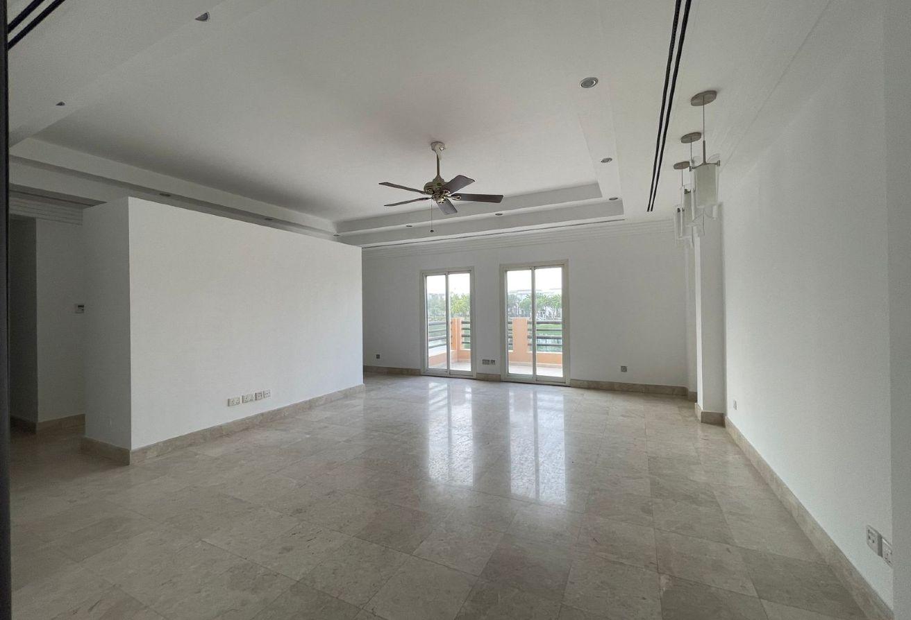 Luxury 5BR Villa | Private Pool | Lake View photo 3