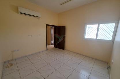 Apartment - 2 Bedrooms - 2 Bathrooms for rent in Al Khrais - Al Jimi - Al Ain Apartment - 2 Bedrooms - 2 Bathrooms for rent in Al Khrais - Al Jimi - Al Ain