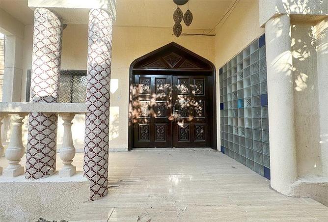 100850215 - Property Image 3