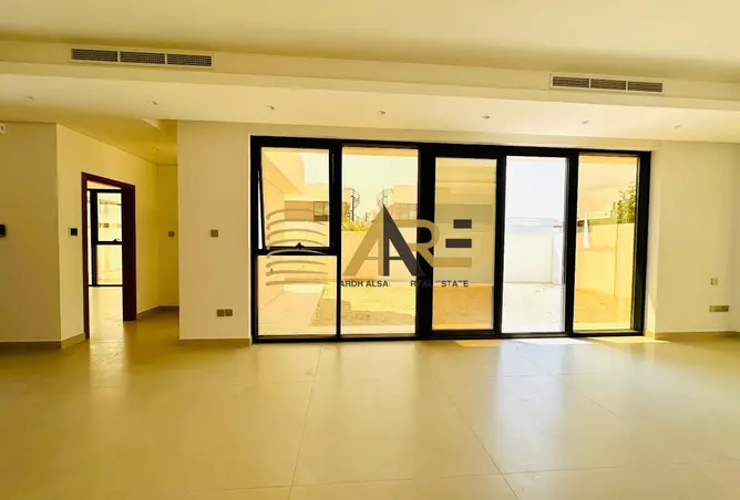 145962824 - Property Image 2