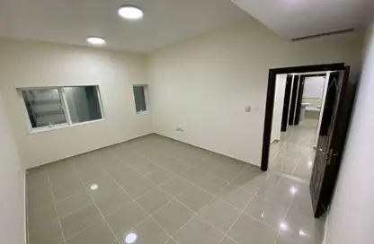 شقة - 2 غرف نوم - 2 حمامات للايجار في المعمورة - منطقة المرور - أبوظبي