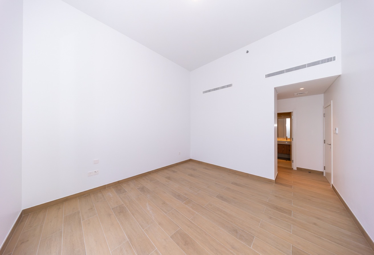 2 bedroom apartment in Le Ciel 1, Jumeirah: 15