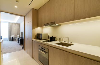 Apartment - Studio - 1 for sale in The Palm Tower - Palm Jumeirah - Dubai