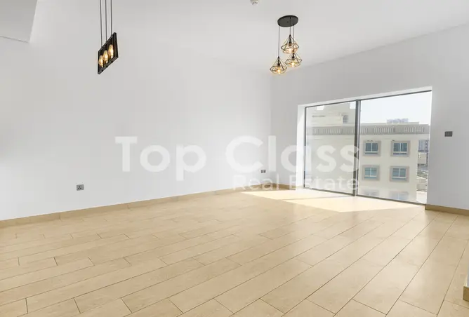 156914283 - Property Image 2