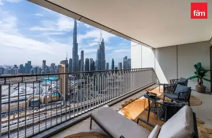 Apartment - 3 Bedrooms - 4 Bathrooms for sale in Downtown Views II Tower 1 - Downtown Views II - Zabeel 2 - Zabeel - Dubai