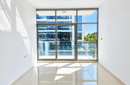 Apartment - Studio - 1 for rent in Golf Promenade 3B - Golf Promenade 3 - Golf Town - Damac Hills - Dubai