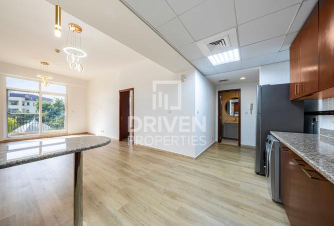 117695920 - Property Image 3