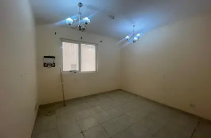 Apartment - 1 Bedroom - 2 Bathrooms for rent in Al Qulaya'ah - Al Sharq - Sharjah