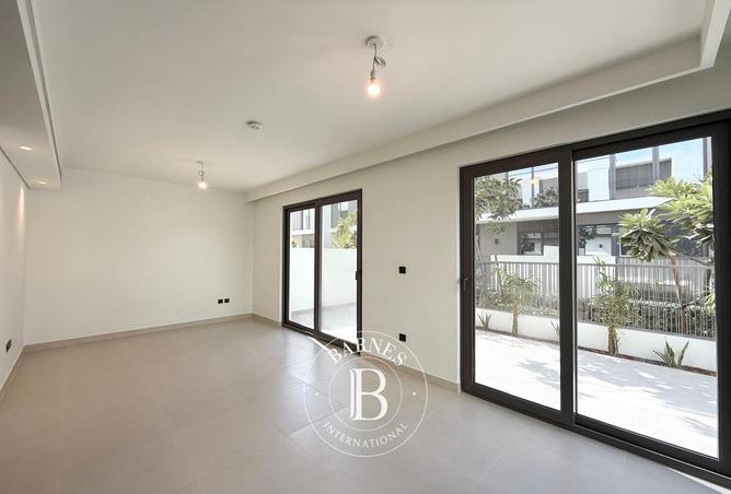 2OxaBVupKrI - Property Image 2