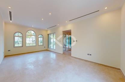 Villa - 3 Bedrooms - 3 Bathrooms for sale in District 5 - Jumeirah Park - Dubai