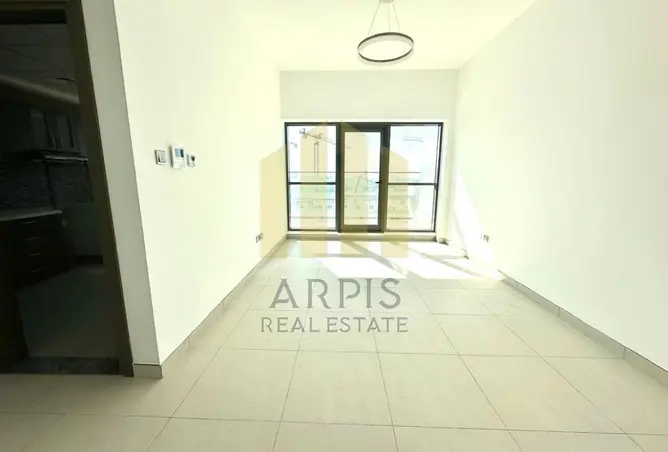 100836733 - Property Image 2