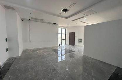 Full Floor - Studio - 5 Bathrooms for rent in Gulfa Towers - Al Rashidiya 1 - Al Rashidiya - Ajman
