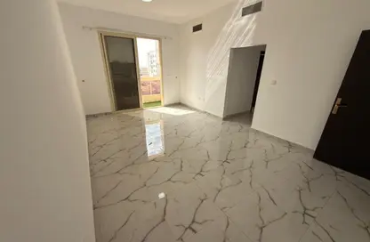 شقة - غرفة نوم - 2 حمامات للايجار في الجرف 3 - الجرف - عجمان وسط المدينة - عجمان