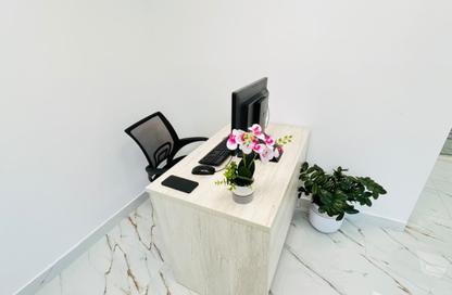 Office Space - Studio - 1 for rent in Fatima Mohammad Ahmad Bin Suleiman Building - Al Raffa - Bur Dubai - Dubai