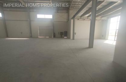 Warehouse - Studio - 1 Bathroom for rent in Umm Al Thuoob - Umm Al Quwain