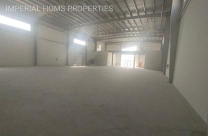 Warehouse - Studio - 1 Bathroom for rent in Umm Al Thuoob - Umm Al Quwain