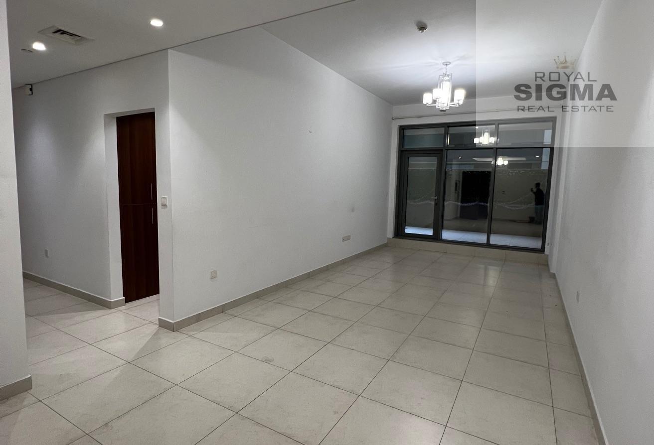 2 BR Apartment in Al Garhoud with Airport View photo 2