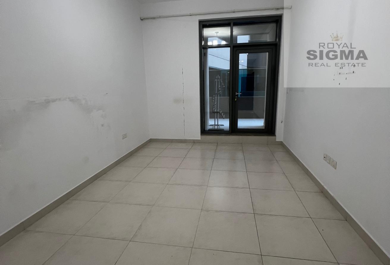 2 BR Apartment in Al Garhoud with Airport View photo 12