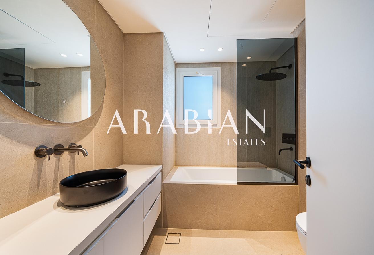 Fully Renovated | Private Pool | Ready now | 4 Bed photo 15