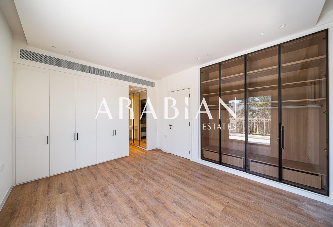 Fully Renovated | Private Pool | Ready now | 4 Bed photo 10