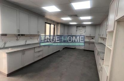 Villa - 5 - 6 for rent in Al Tarfa - Mughaidir - Sharjah Villa - 5 - 6 for rent in Al Tarfa - Mughaidir - Sharjah