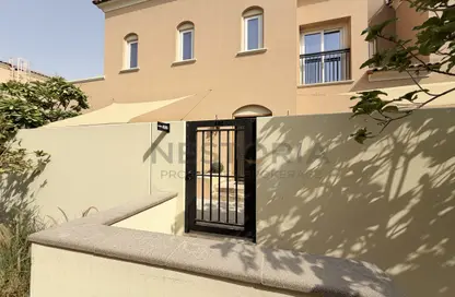 Villa - 2 Bedrooms - 4 Bathrooms for rent in Amaranta 1 - Amaranta - Villanova - Dubai