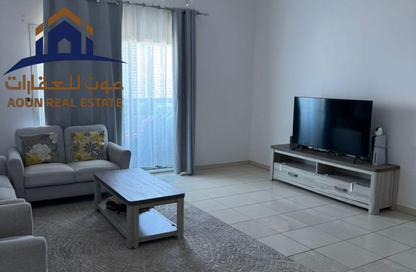 Apartment - 1 Bedroom - 1 Bathroom for rent in Palm Tower 1 - Palm Towers - Al Majaz - Sharjah