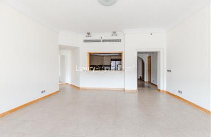 Apartment - 2 Bedrooms - 3 Bathrooms for rent in Al Khushkar - Shoreline Apartments - Palm Jumeirah - Dubai Apartment - 2 Bedrooms - 3 Bathrooms for rent in Al Khushkar - Shoreline Apartments - Palm Jumeirah - Dubai